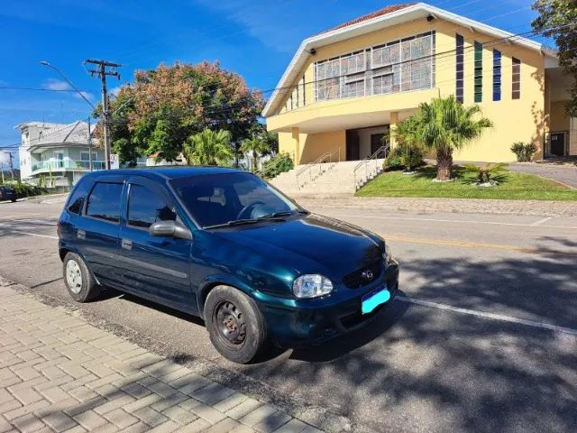 Chevrolet Corsa 2001