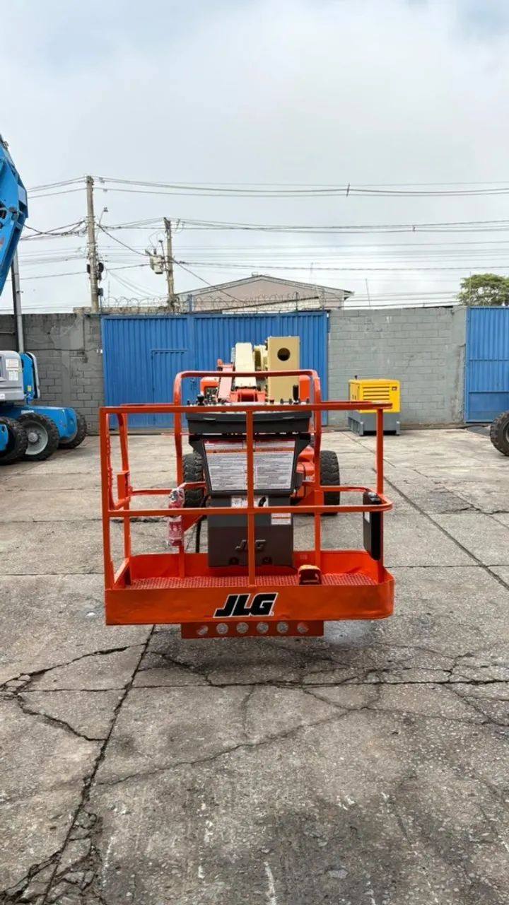 PLATAFORMA ARTICULADA ELETRICA E450 ANO 2008 - Foto 3
