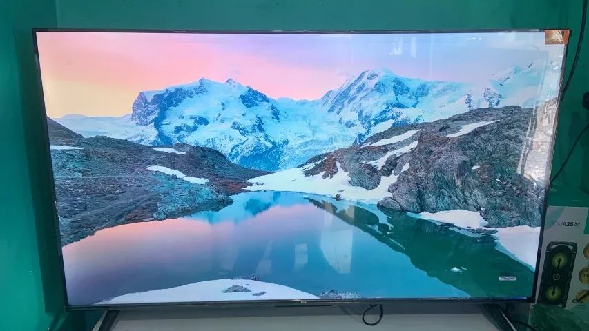 TV SMART 50 POLEGADAS 4K BORDA INFINITA NO PLASTICO  - Foto 2