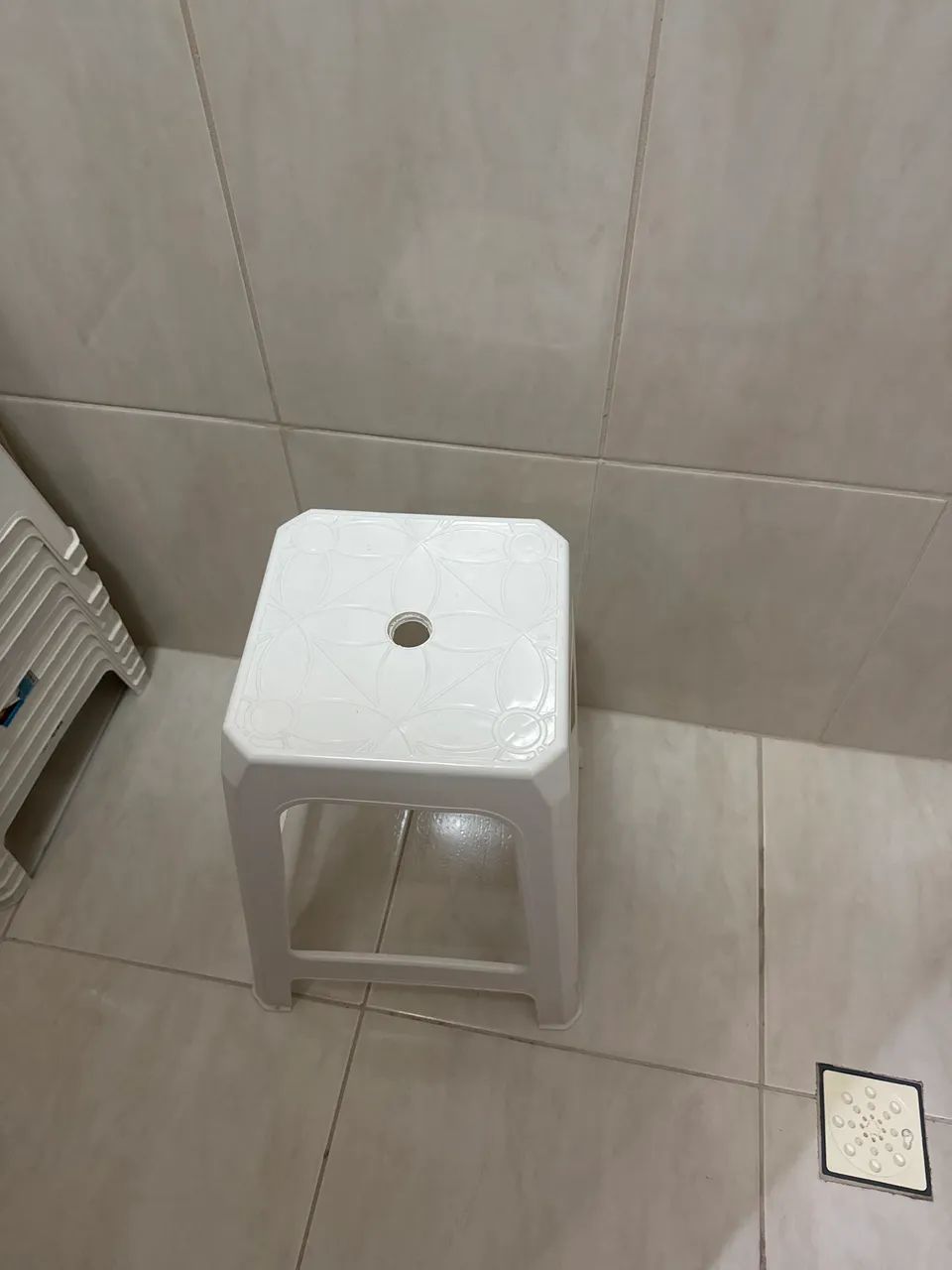 Banqueta de plástico  - Foto 2