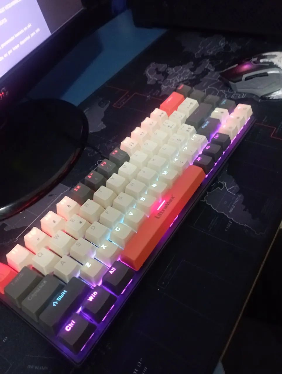 Teclado gamer, mecânico switch red - Foto 2