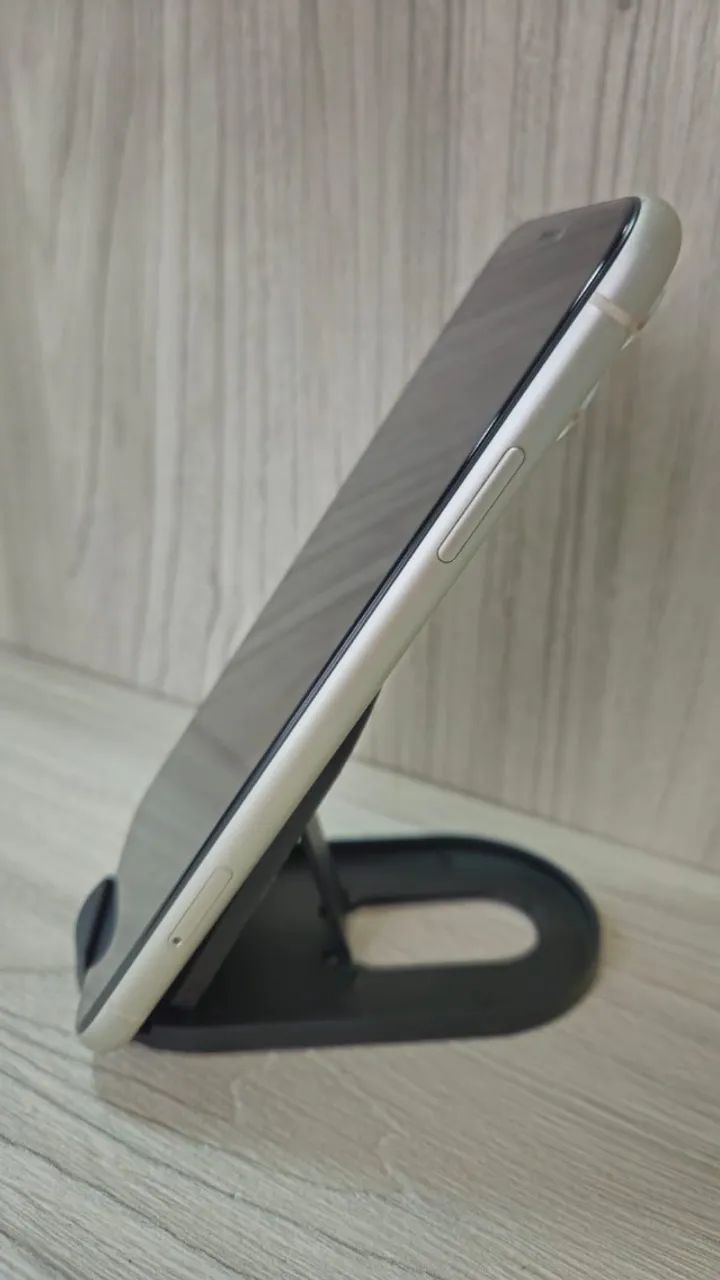 Iphone 11 64gb Branco (Usado) - Foto 5