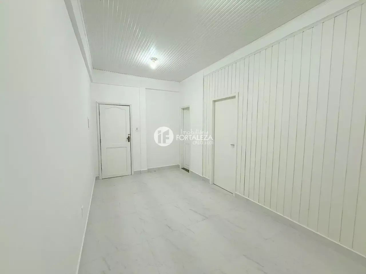 SALA PREMIUM NO CENTRO: RECÉM-REFORMADA E PRONTA PARA O SEU NEGÓCIO! - Foto 2