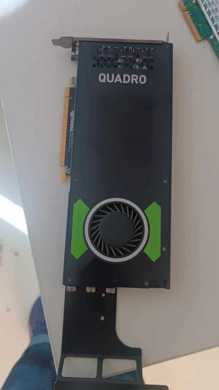 Placa de Vídeo NVIDIA Quadro P4000 - Performance Profissional <br