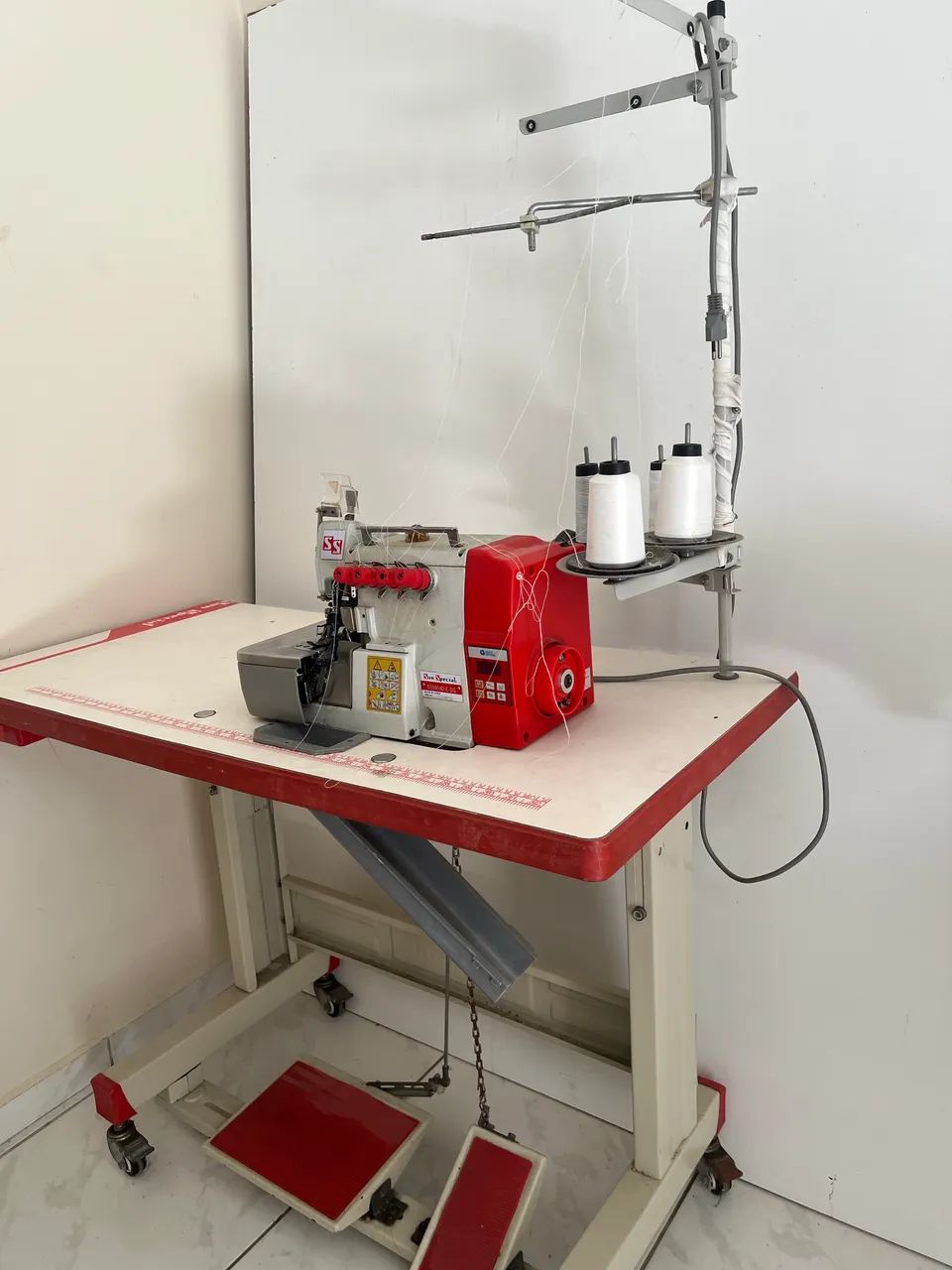 Overloque interlock máquina de costura  