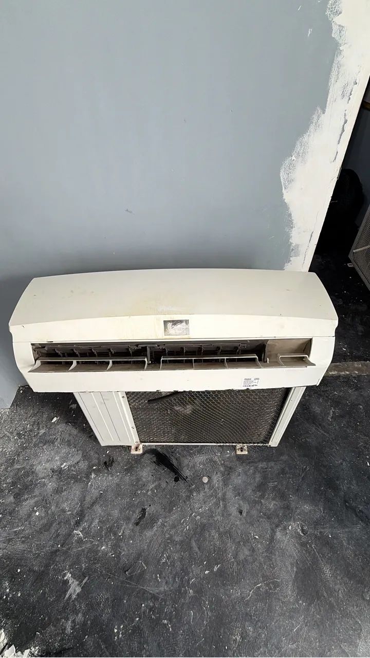 VENDO DOIS AR CONDICIONADO 