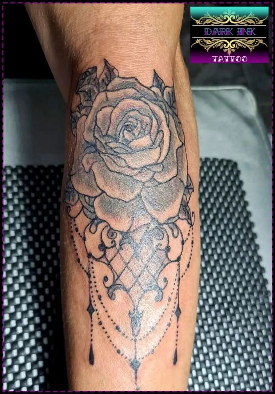 Troco Tatuagem por Sofá em Excelente Estado - Foto 5