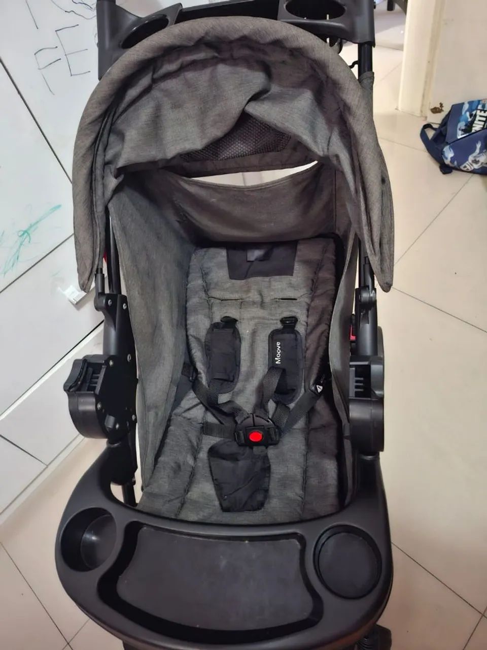 Carrinho com bebê conforto Cosco - Foto 3