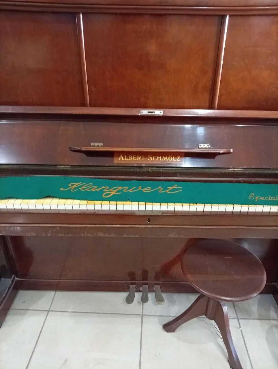 Piano Albert schmolz