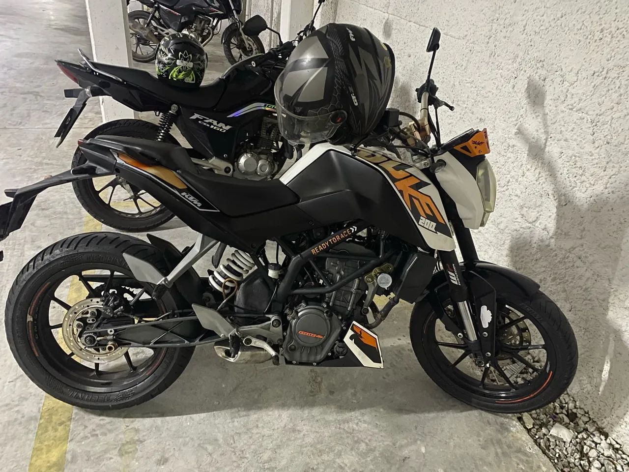 Duke 200 - Foto 4