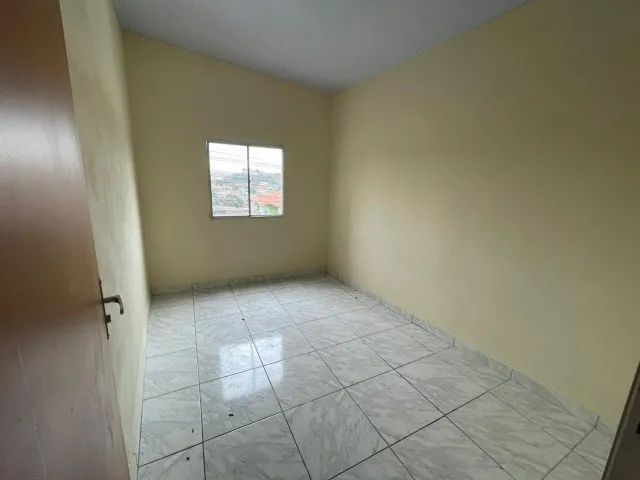 Casa - Barracao 5 comodo aluguel