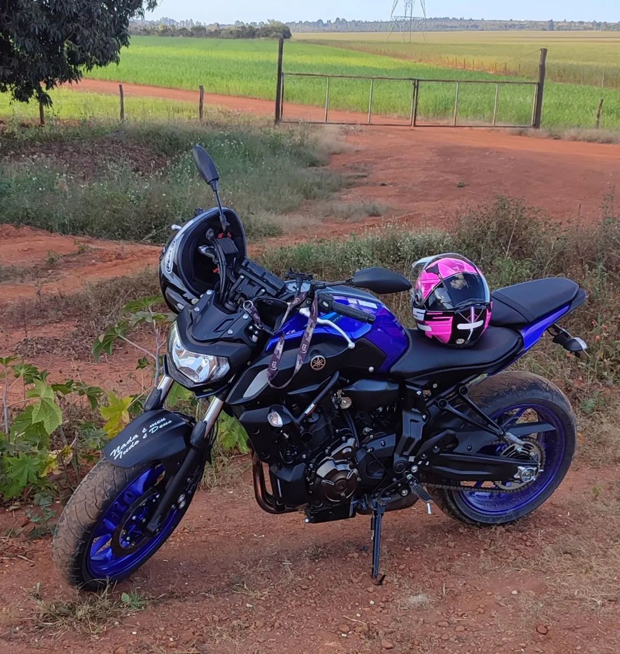 Yamaha MT07 - Foto 3