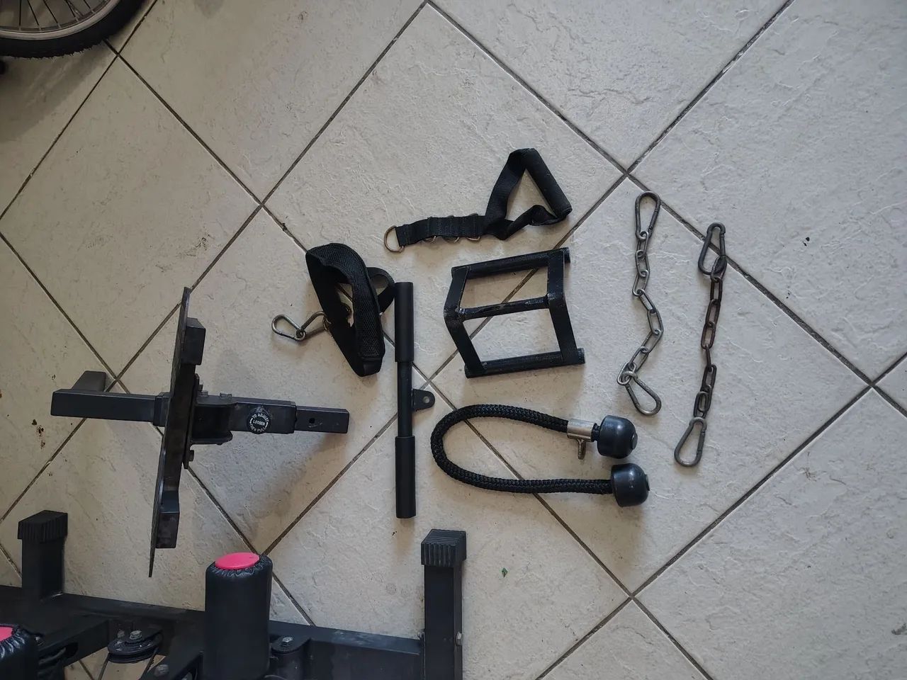 Estação de musculação e bicicleta ergométrica  - Foto 4