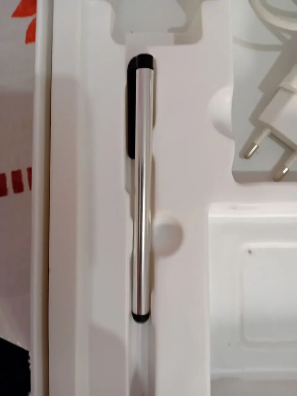 Tablet semi novo com tudo na caixa - Foto 2