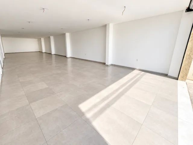 Bayeux - Alugo ampla loja comercial, em avenida movimentada de Bayeux. - Foto 3