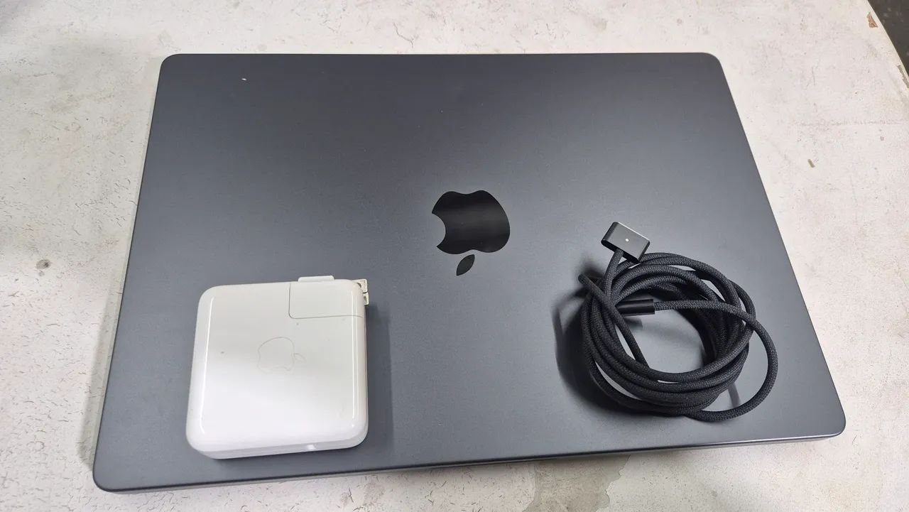Macbook Pro 14 M4 16GB 512GB - Foto 2