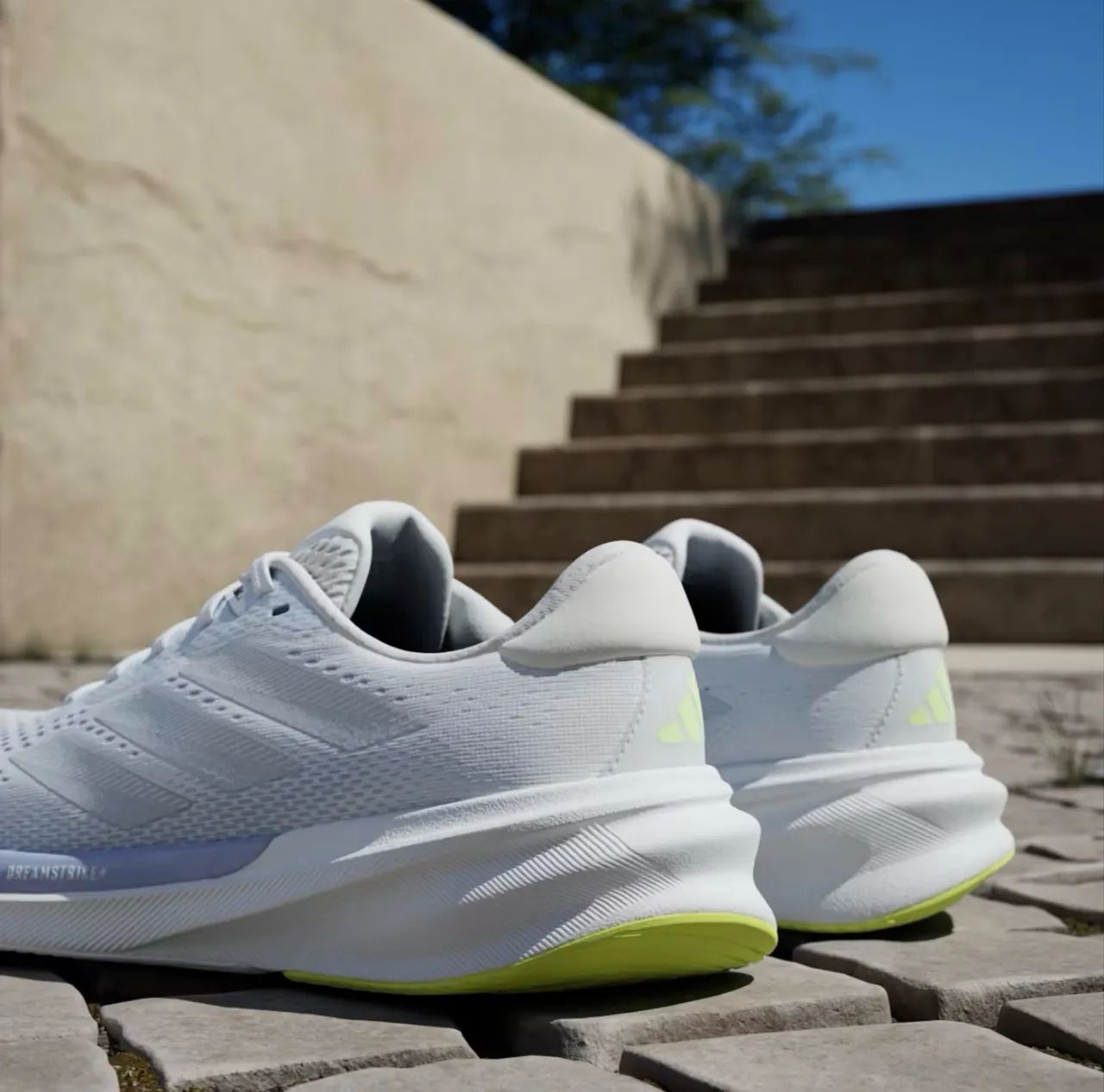 Tênis Adidas Supernova Stride 2.0