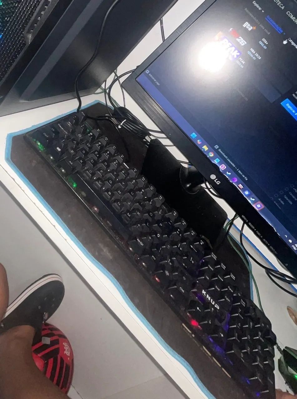 Teclado gamer 