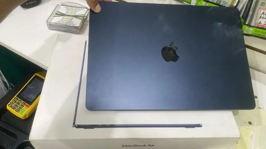 Macbook Air M4 256GB com 16GB de RAM 15 Polegadas Midnight - Novinho na garantia Apple - Foto 4