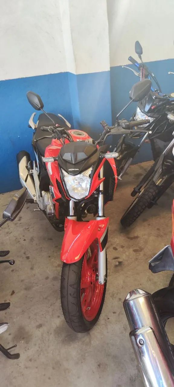 HONDA CB TWISTER 250 VERMELHA ABS 2021 Shalon veículos Cariacica  - Foto 6