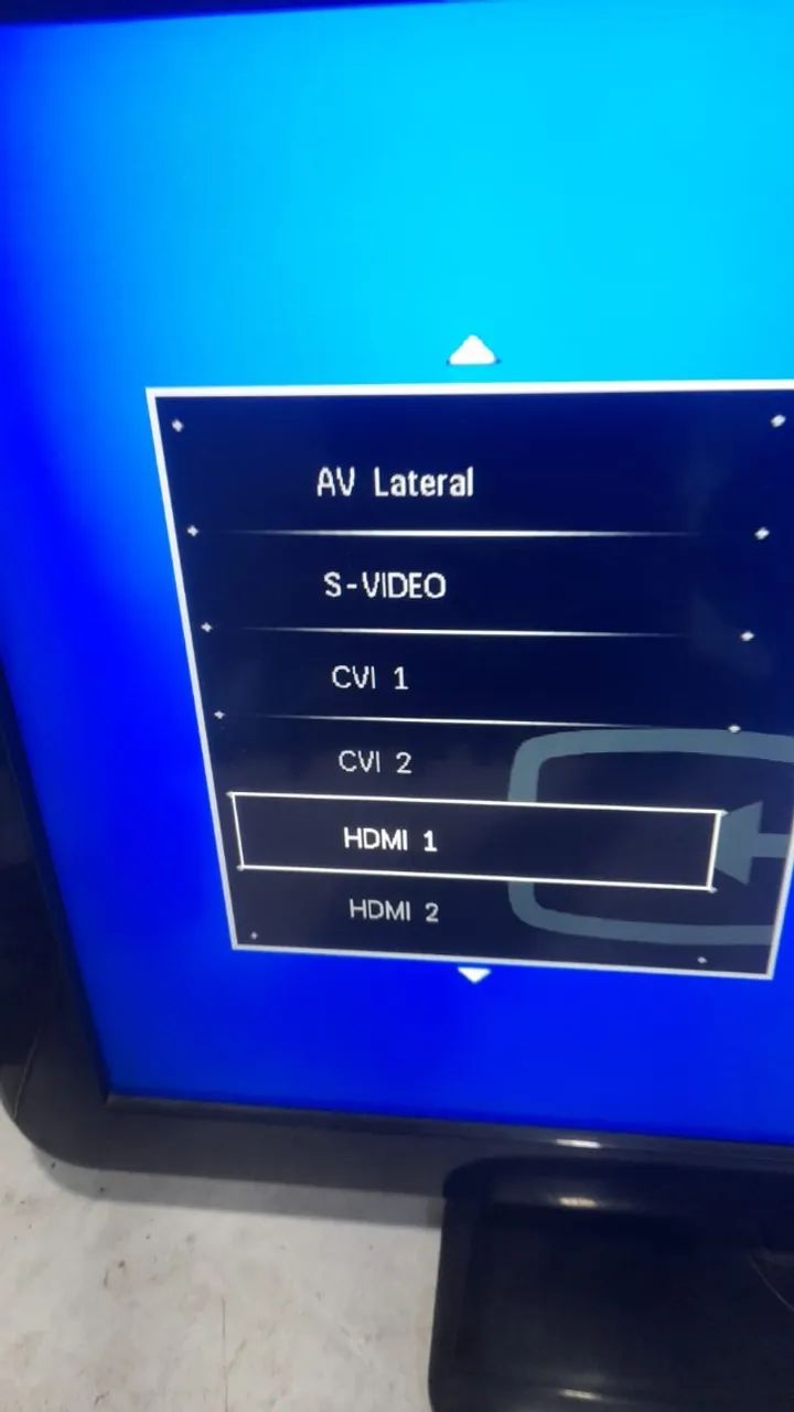 tv philips lcd 32 polegadas nao tem conversor integrado - Foto 4