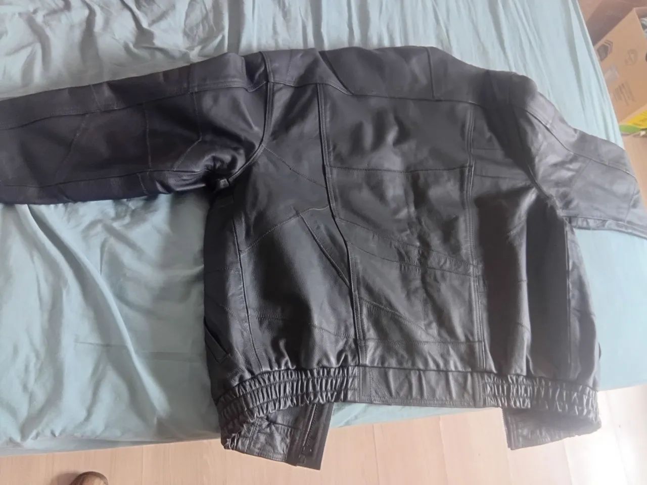 Vendo JAQUETA DE.COURO  - Foto 2
