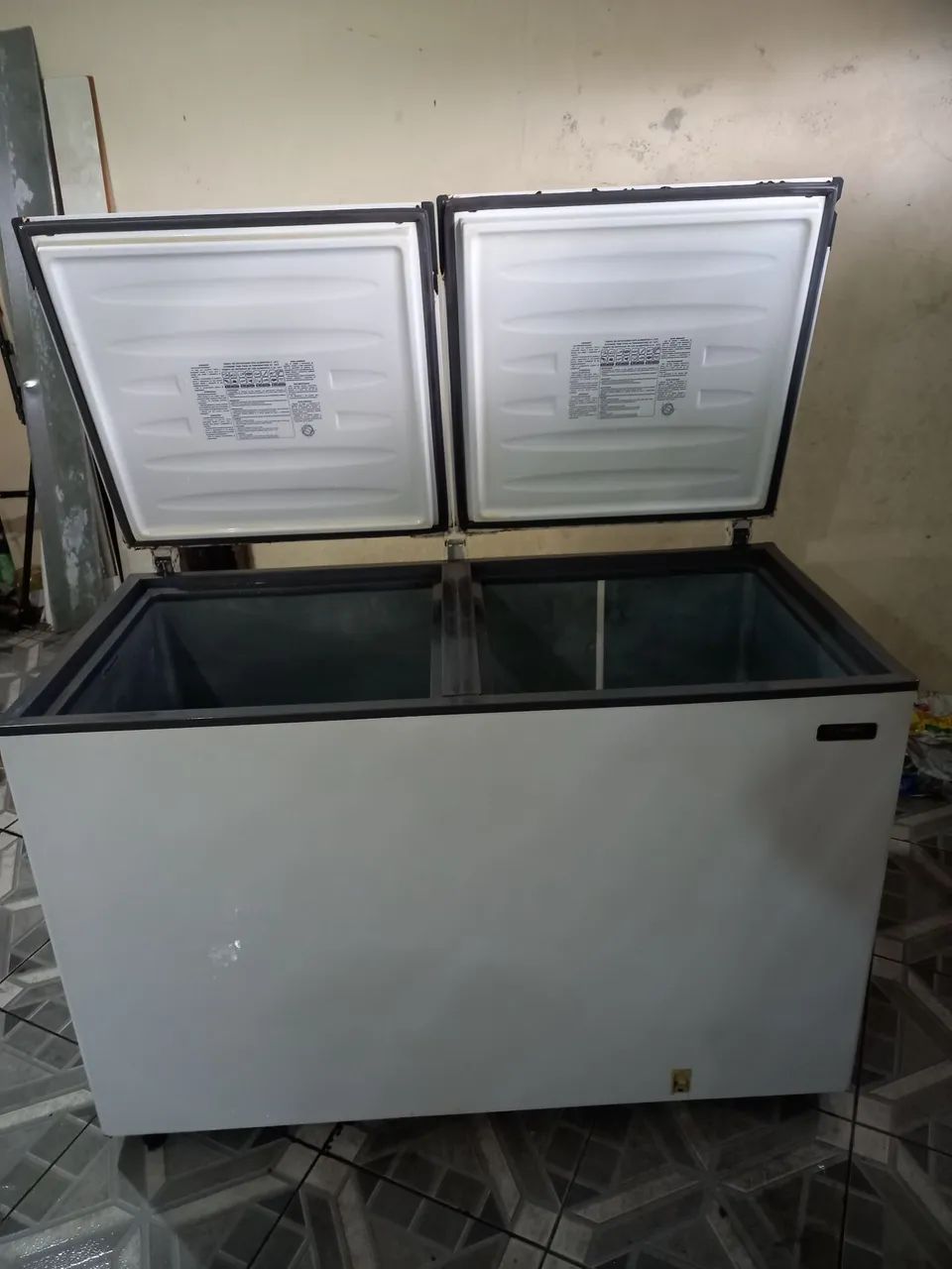 Freezer esmaltec 2 portas 