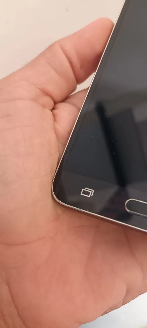 Samsung Galaxy J7 Metal  - Foto 4