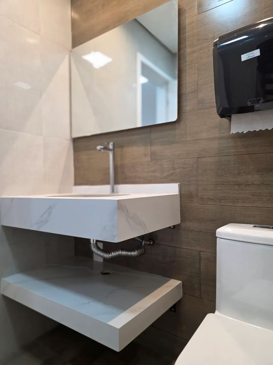 Sala comercial 42m c ar condicionado frigobar. - Foto 4