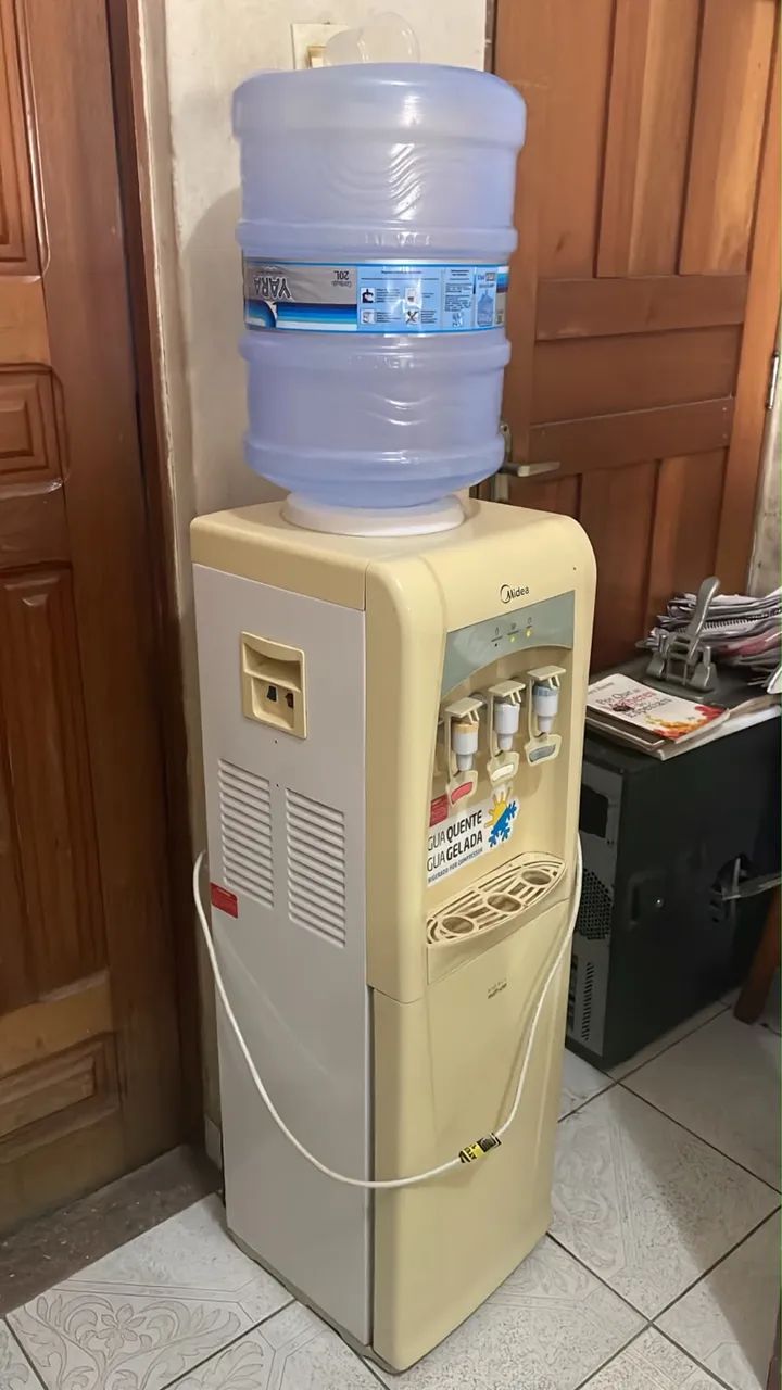 Bebedouro Midea multiuso coluna 110v - Foto 2