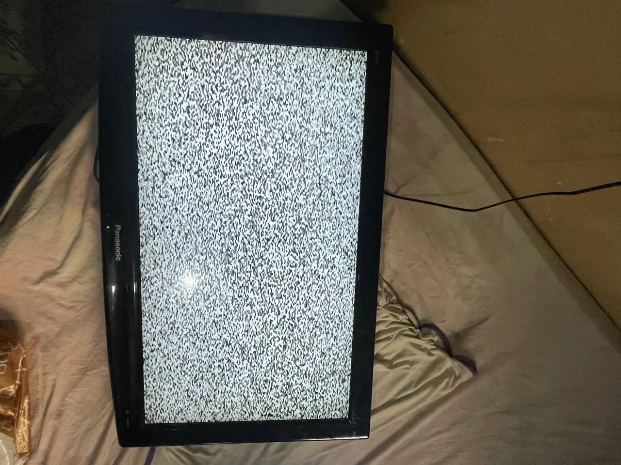 TV Panasonic 32 ( não é smart )