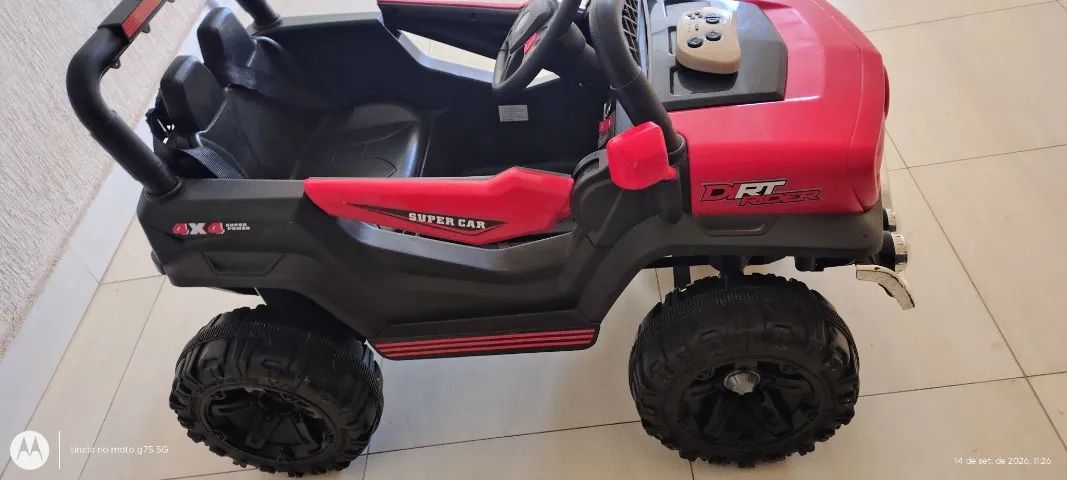 Carro elétrico infantil 