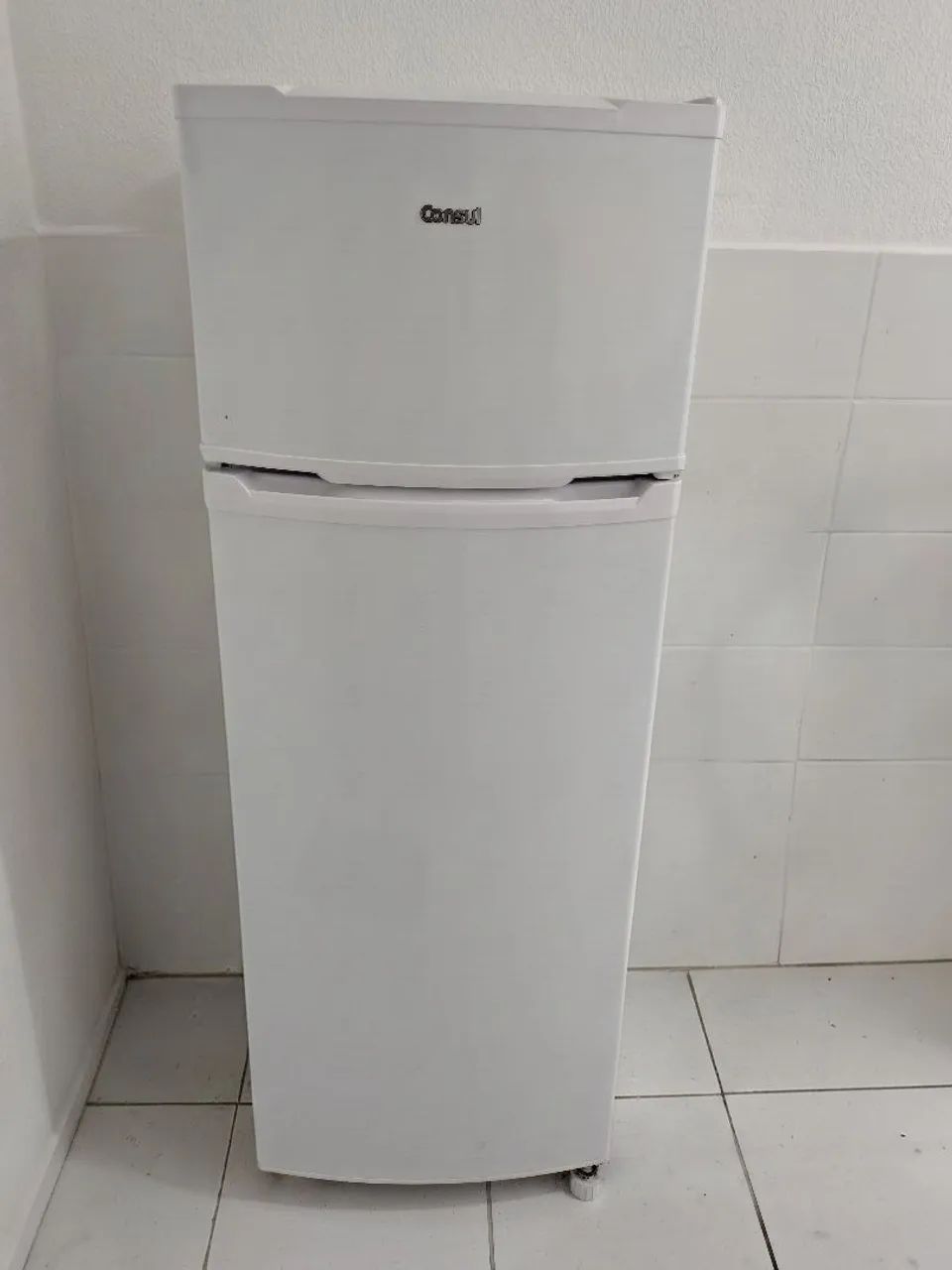 Geladeira consul nova