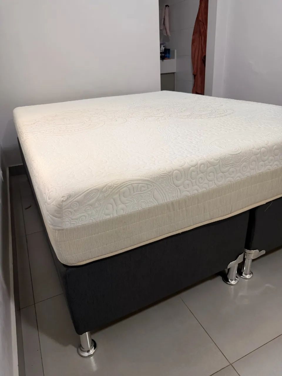 Cama Queen 