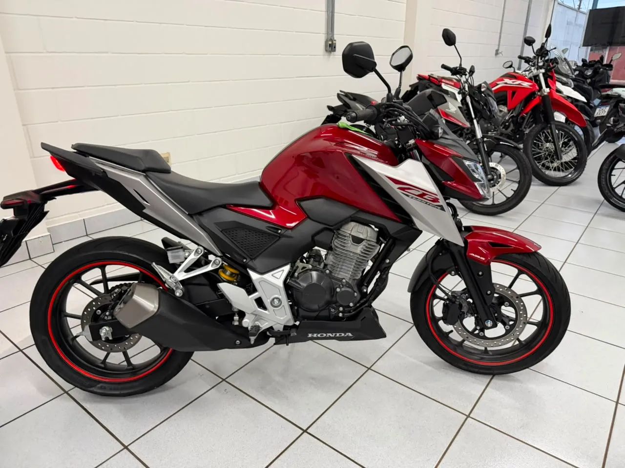 HONDA CB 300F TWISTER ABS