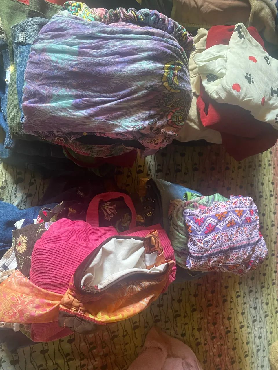 Lote de roupas - Foto 2