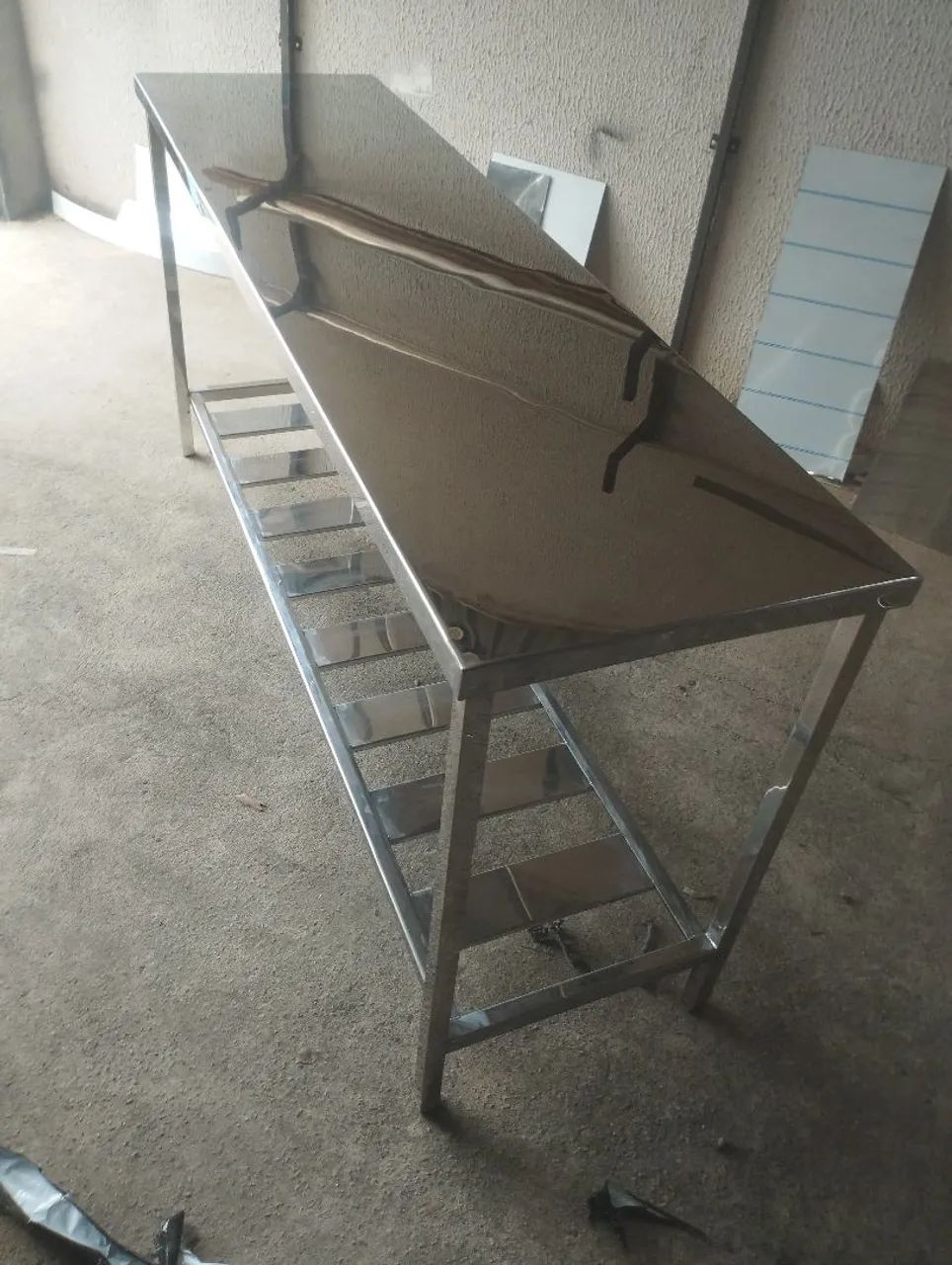 Mesa totalmente em aço inox  - Foto 5