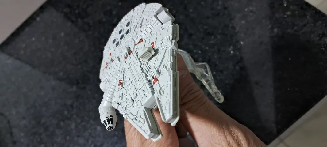 coleção Star Wars hotwheels Nave Falcon  - Foto 2