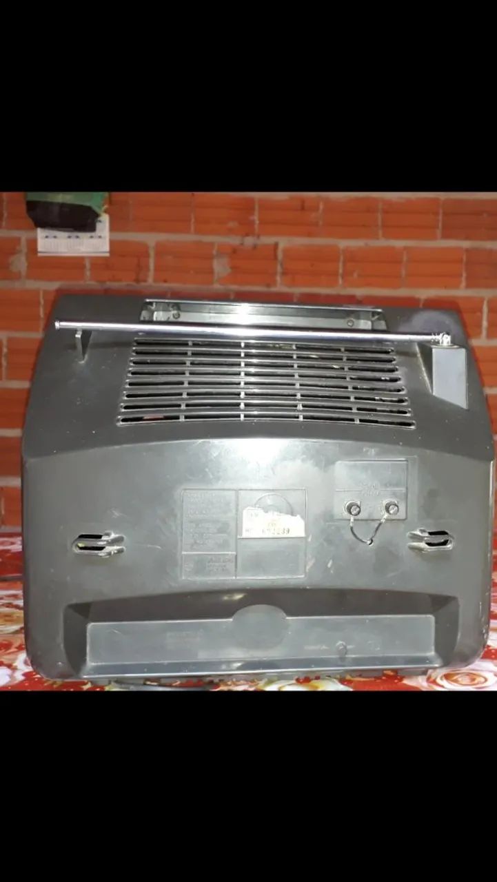Tv philips antiga toda original funcionando perfeitamente - Foto 3