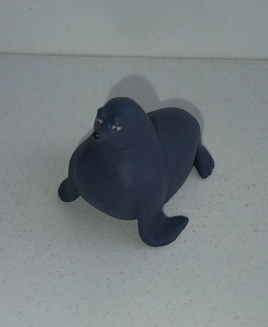 BONECO MINIATURA DISNEY PROCURANDO DORY FOCA FLUKE ORIGINAL PIXAR