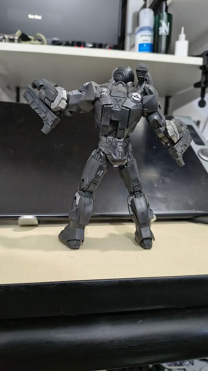 Boneco Máquina de Combate / War Machine - Marvel Legends - Foto 3