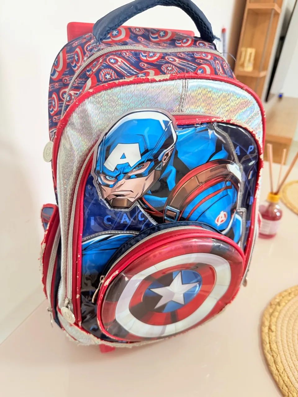 Mochila é roupa 