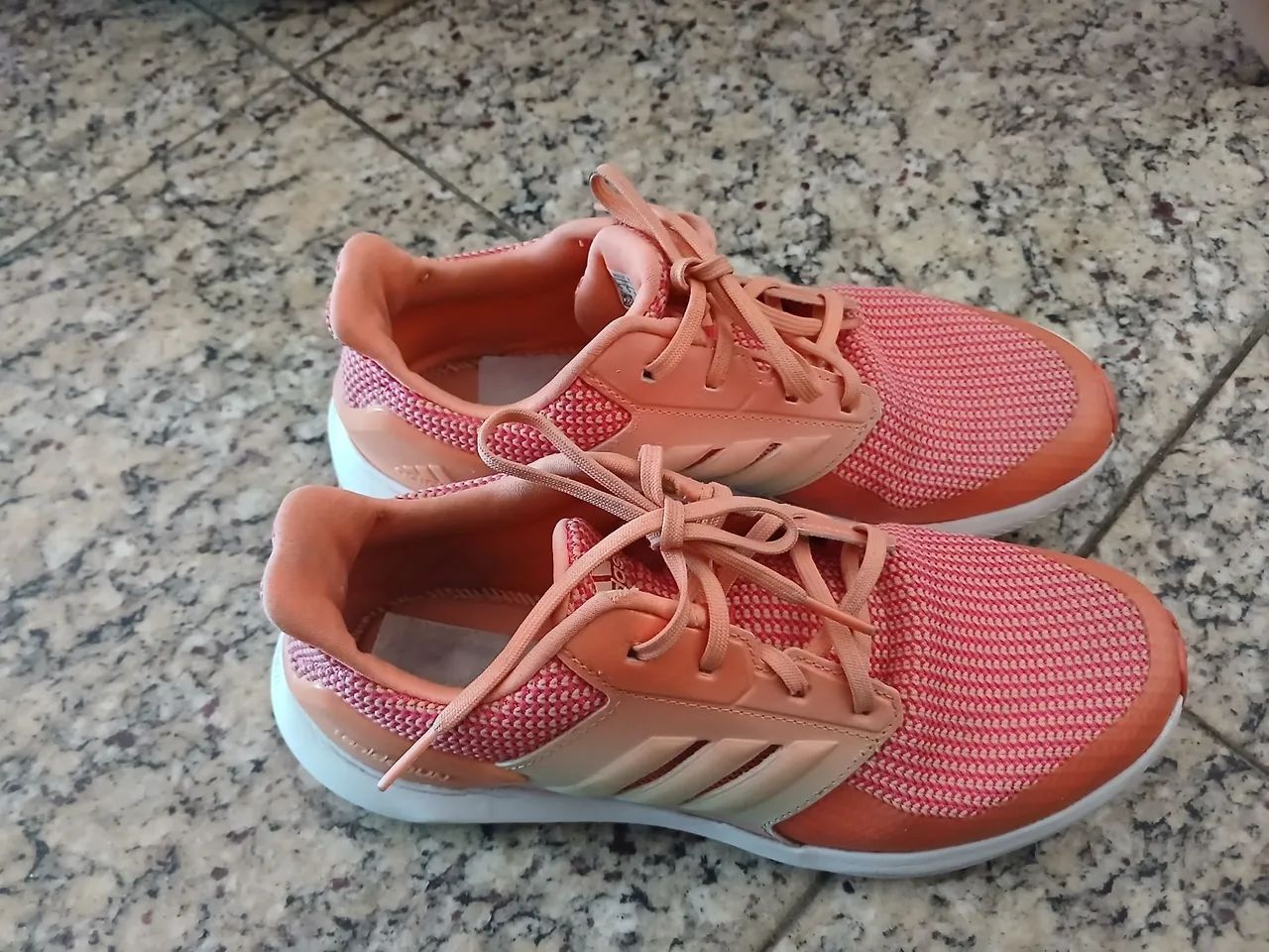 Tenis adidas feminino  - Foto 2