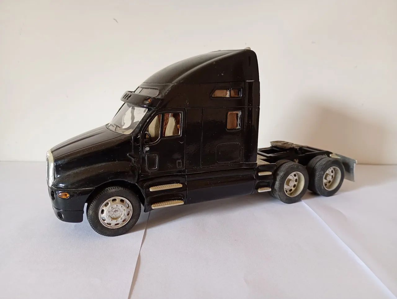 Welly - Miniatura Kenworth T2000