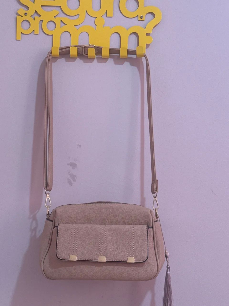 Linda bolsa bege pouco uso 