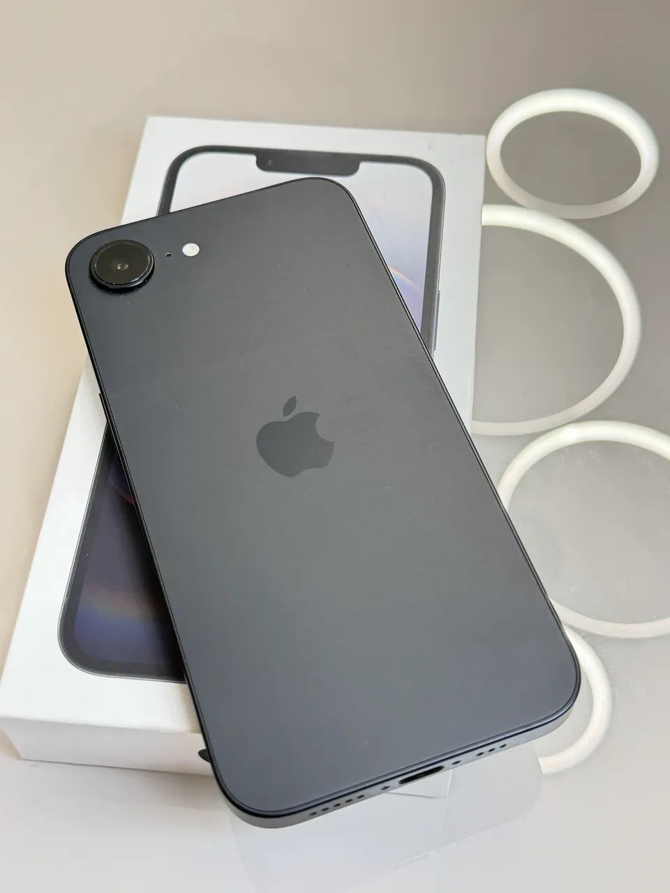 iPhone 16E 128GB Impecável - Foto 2