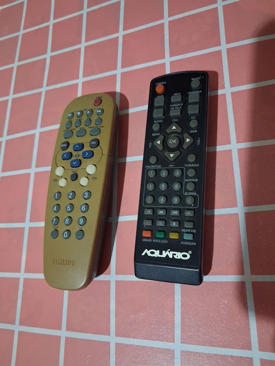 Tv Philips 20 polegadas com conversor e controles - Foto 5