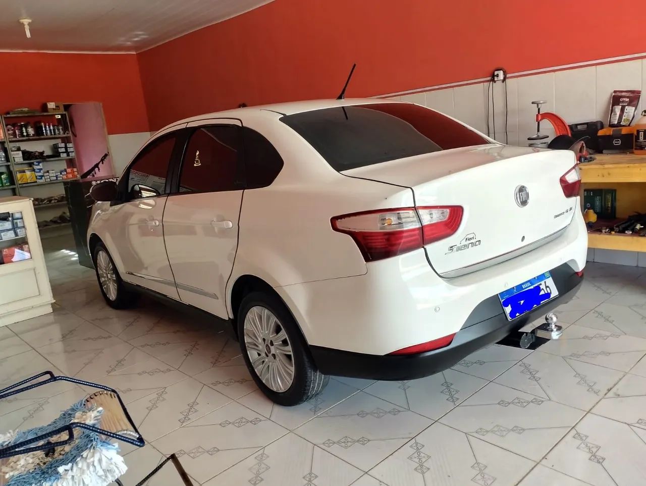 Fiat Grand Siena Essence 1.6 Flex 16V 2013