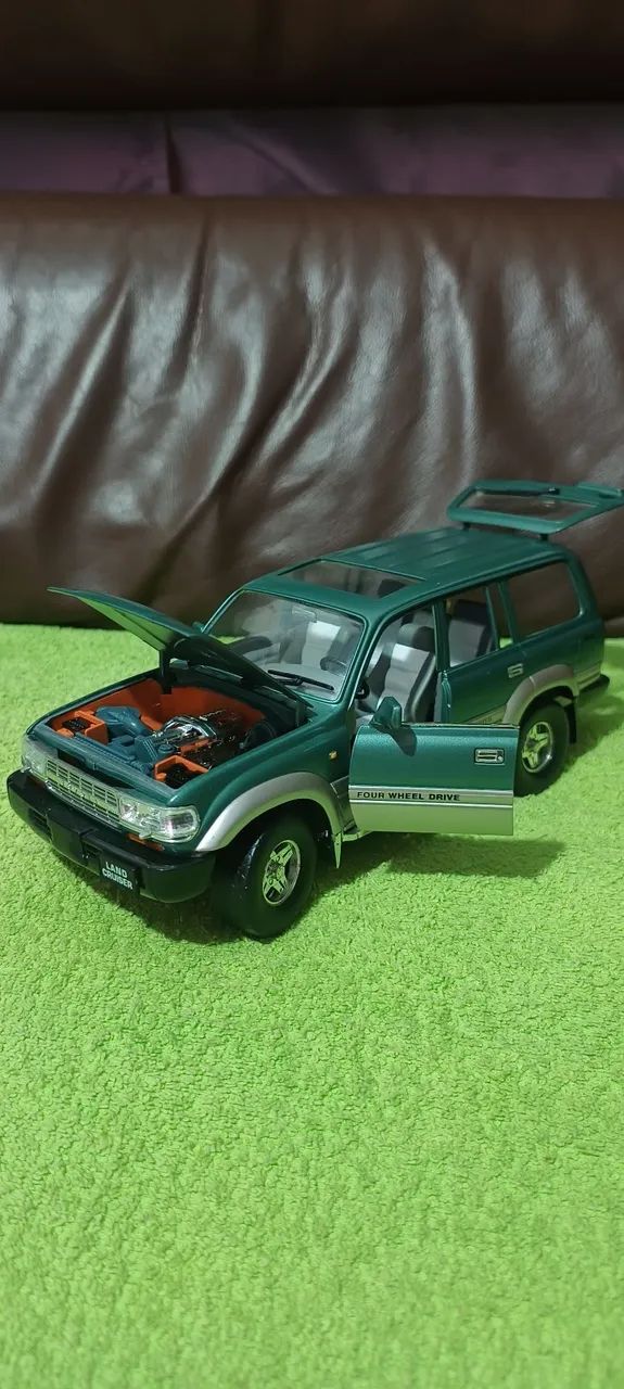 Miniatura 1/18 land cruiser  - Foto 4