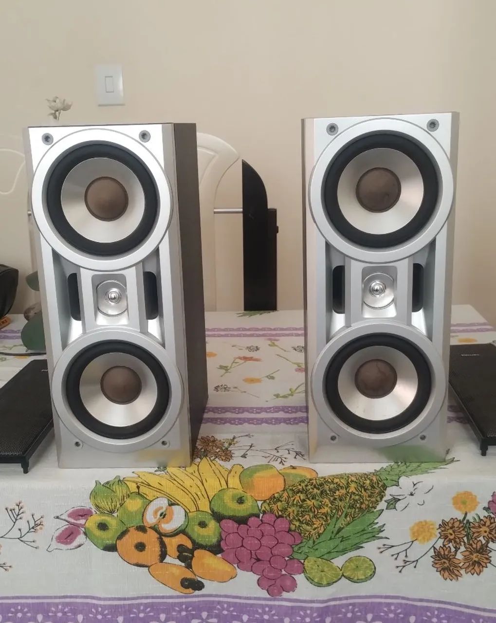 Caixas Philips FWD831BK - Foto 2